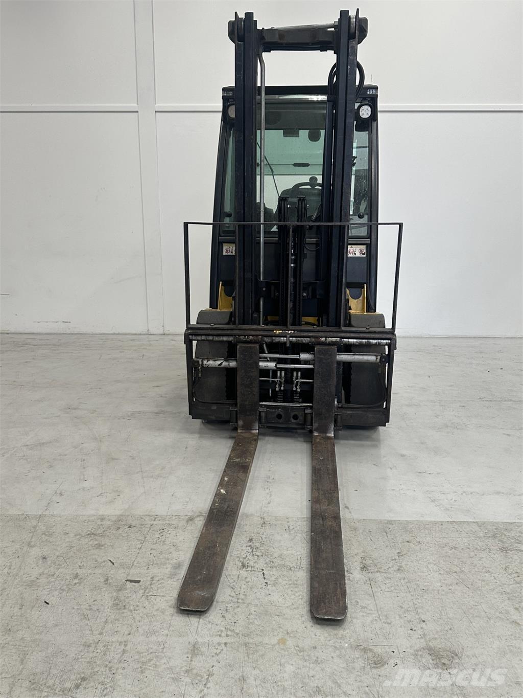 Yale GLP35VX Nestekaasutrukit