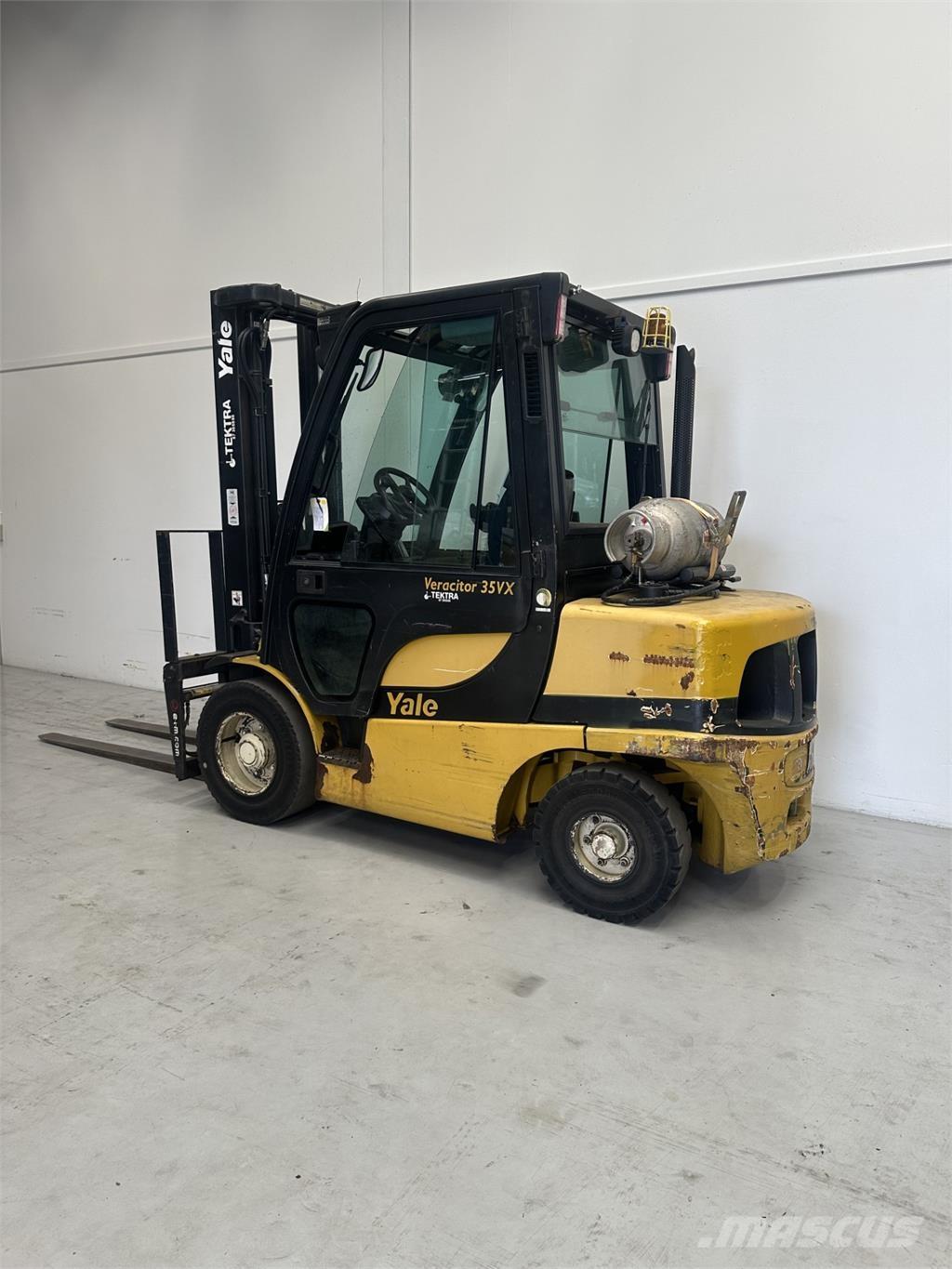 Yale GLP35VX Nestekaasutrukit