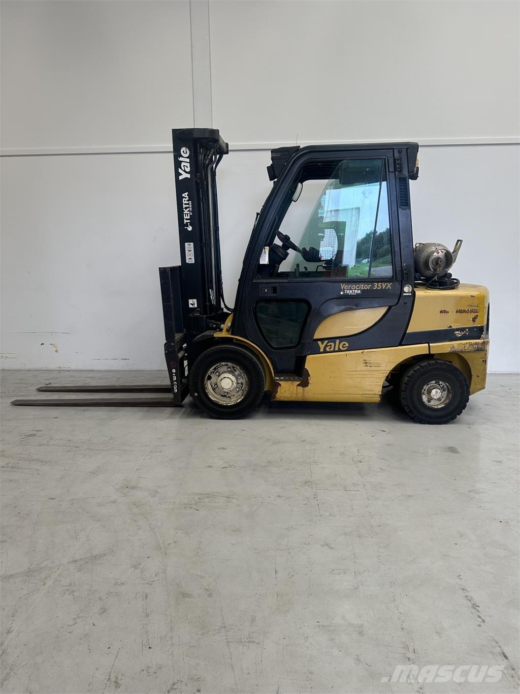 Yale GLP35VX Nestekaasutrukit