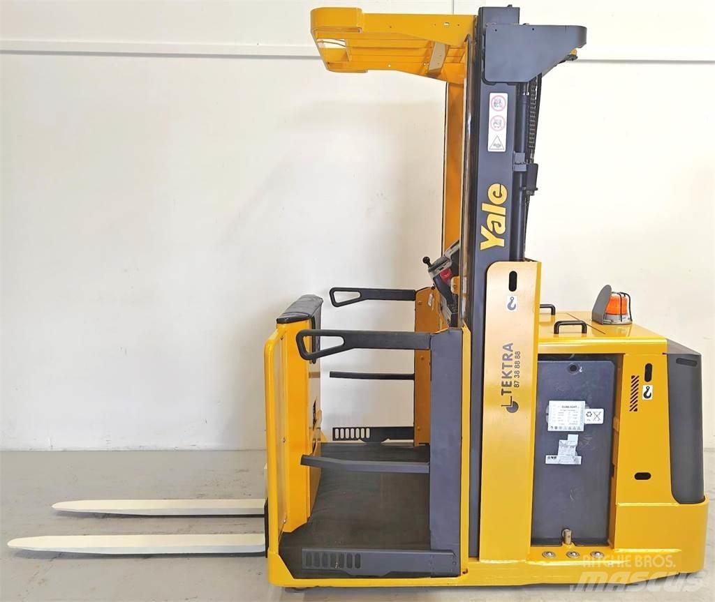 Yale MO10E-SL Korkeakeräilytrukit