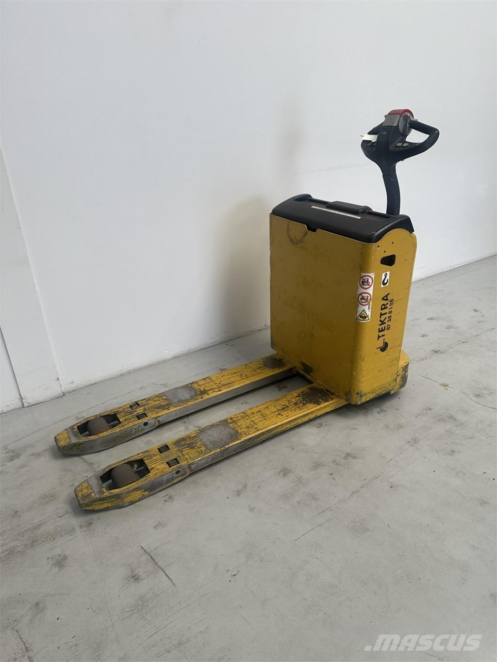 Yale MP18 Lavansiirtotrukit