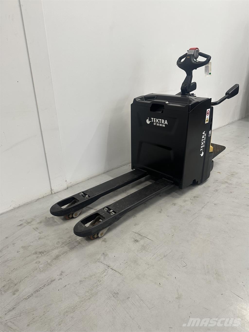 Yale MP20X-E843 Lavansiirtotrukit ajotasolla