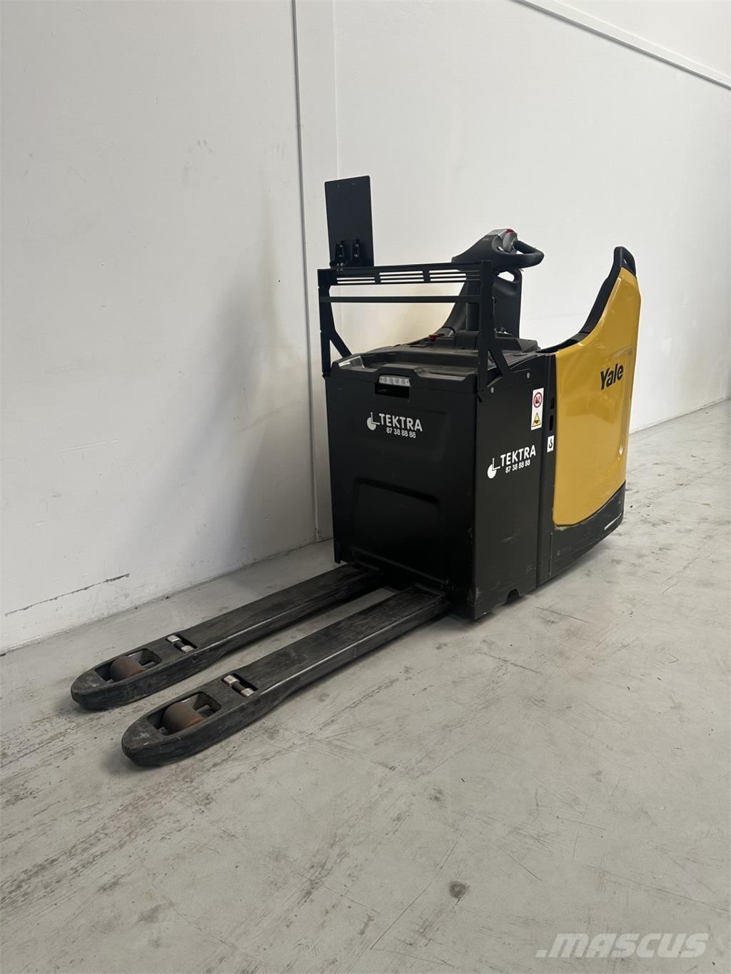 Yale MP20X-E843 Lavansiirtotrukit ajotasolla