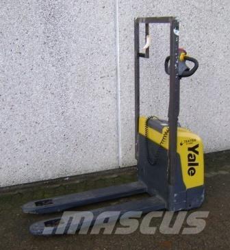 Yale MPC14 - 520 Lavansiirtotrukit