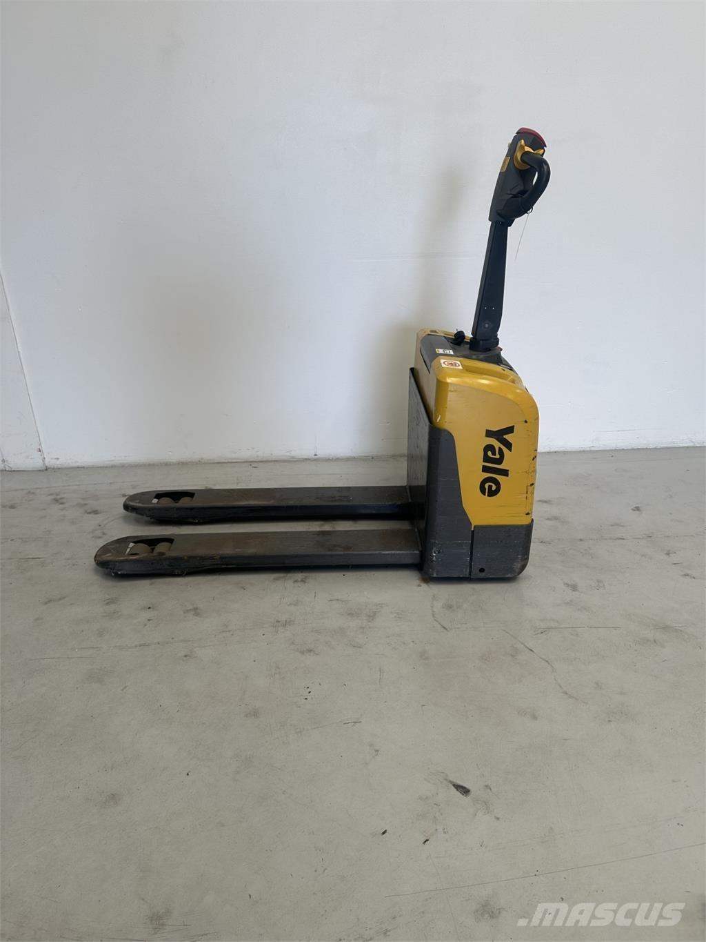 Yale MPC14 - 520 Lavansiirtotrukit