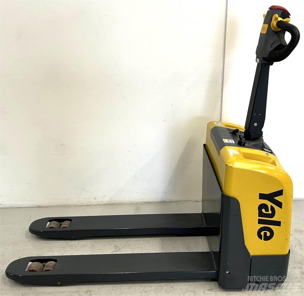Yale MPC14 - 550 Lavansiirtotrukit