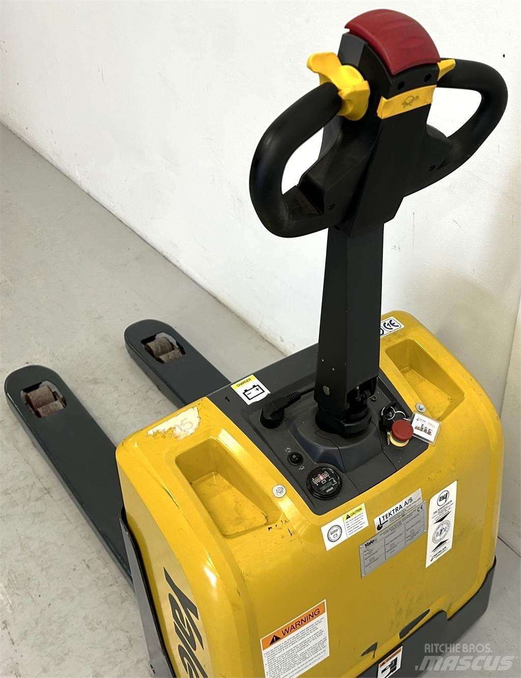 Yale MPC14 - 550 Lavansiirtotrukit