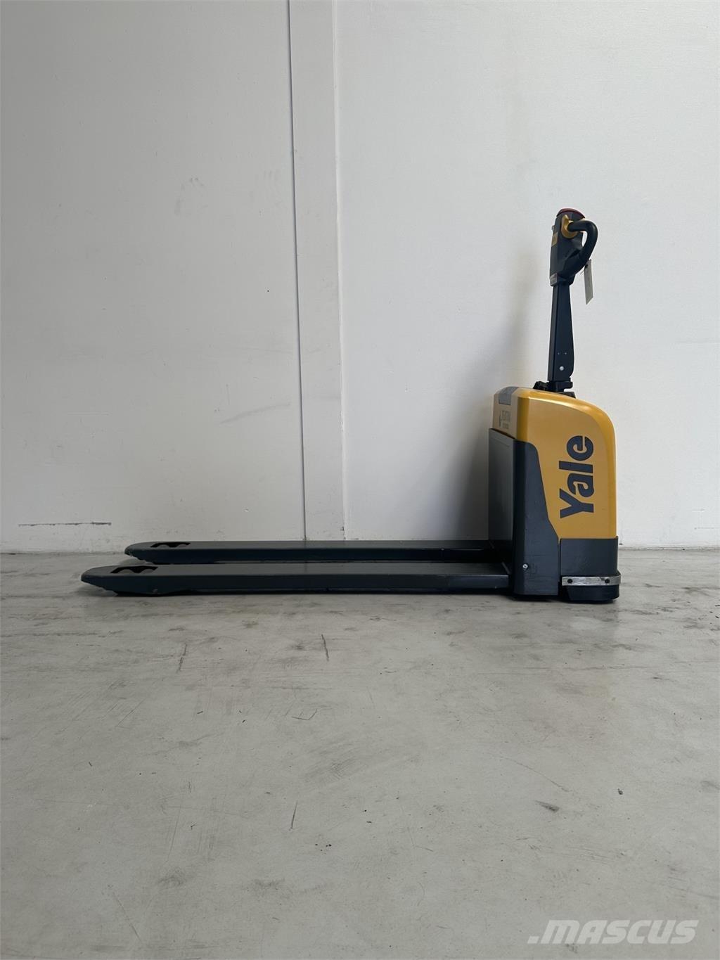 Yale MPC14 - 550 Lavansiirtotrukit