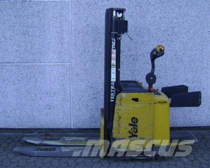 Yale MS12X Ajettavat pinoamisvaunut