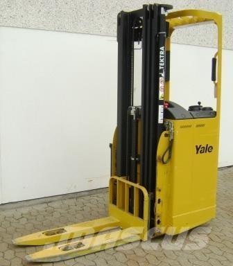 Yale SMS12S Ajettavat pinoamisvaunut