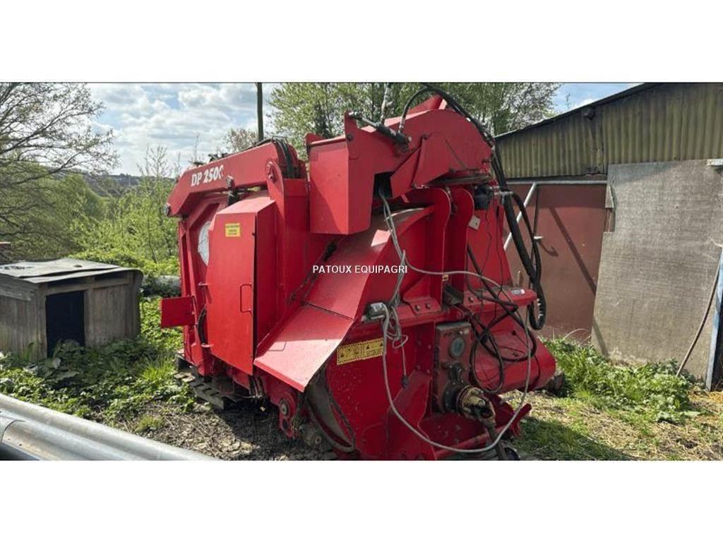  Agrisphère DP2500 Säiliörehun purkulaitteet