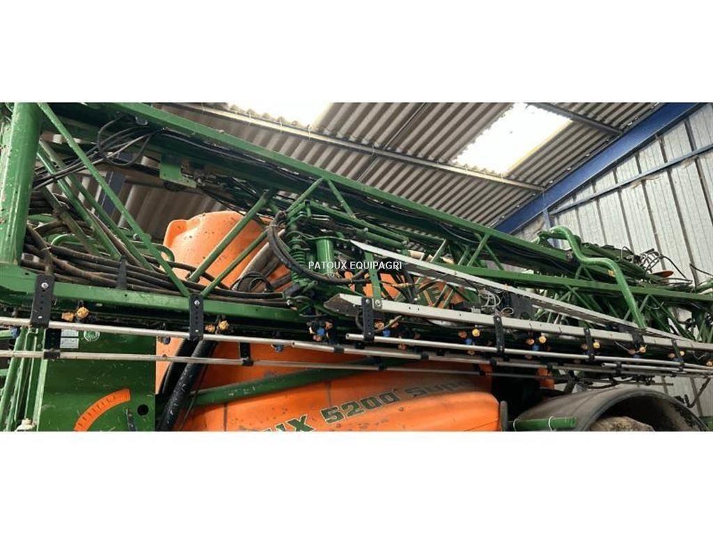 Amazone UX5200 Hinattavat ruiskut