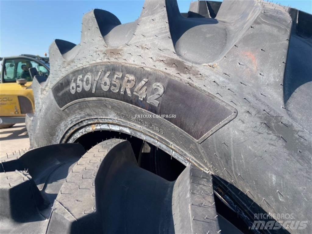 BKT 650/65R42 Renkaat ja vanteet