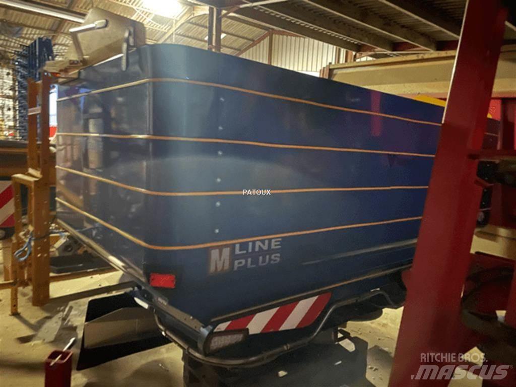 Bogballe M45 Lannoitteenlevittimet