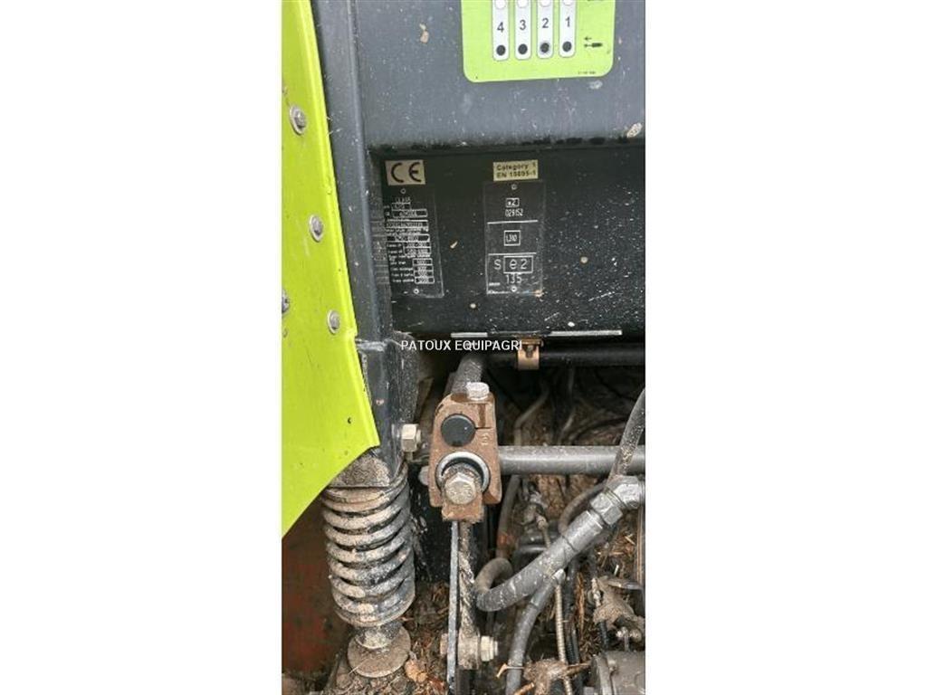 CLAAS ARION 610 Traktorit