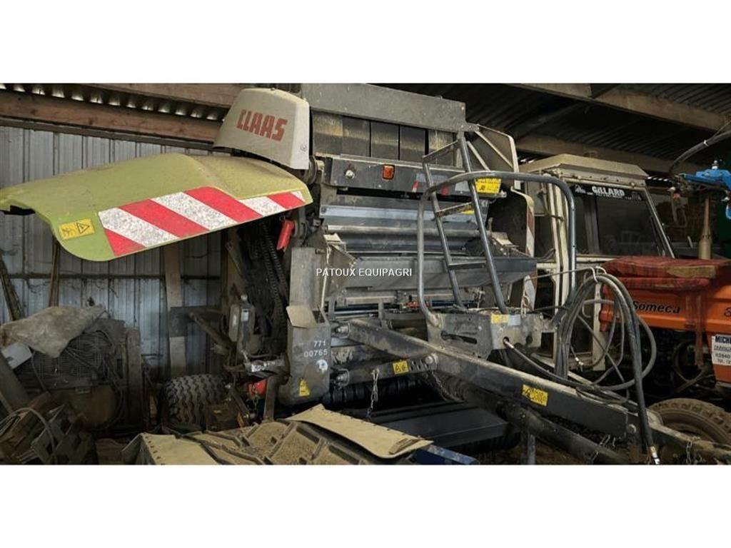 CLAAS VARIANT 370 Pyöröpaalaimet