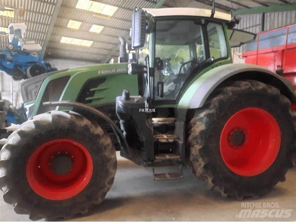Fendt 826 VARIO Traktorit