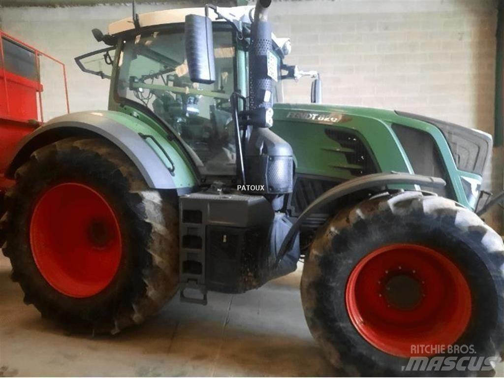 Fendt 826 VARIO Traktorit