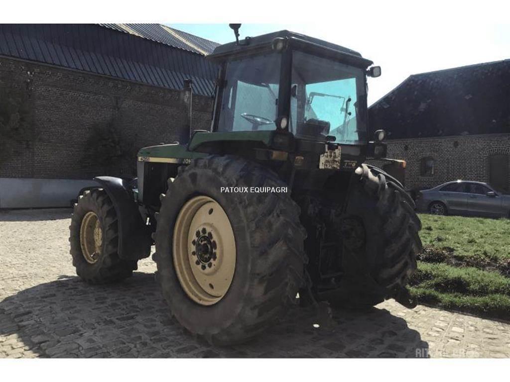 John Deere 4055 Traktorit