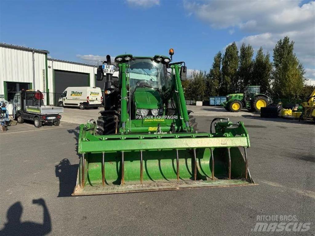 John Deere 6120M Traktorit