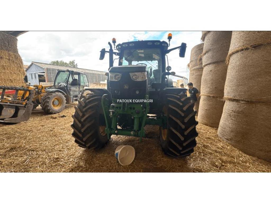 John Deere 6130R Traktorit