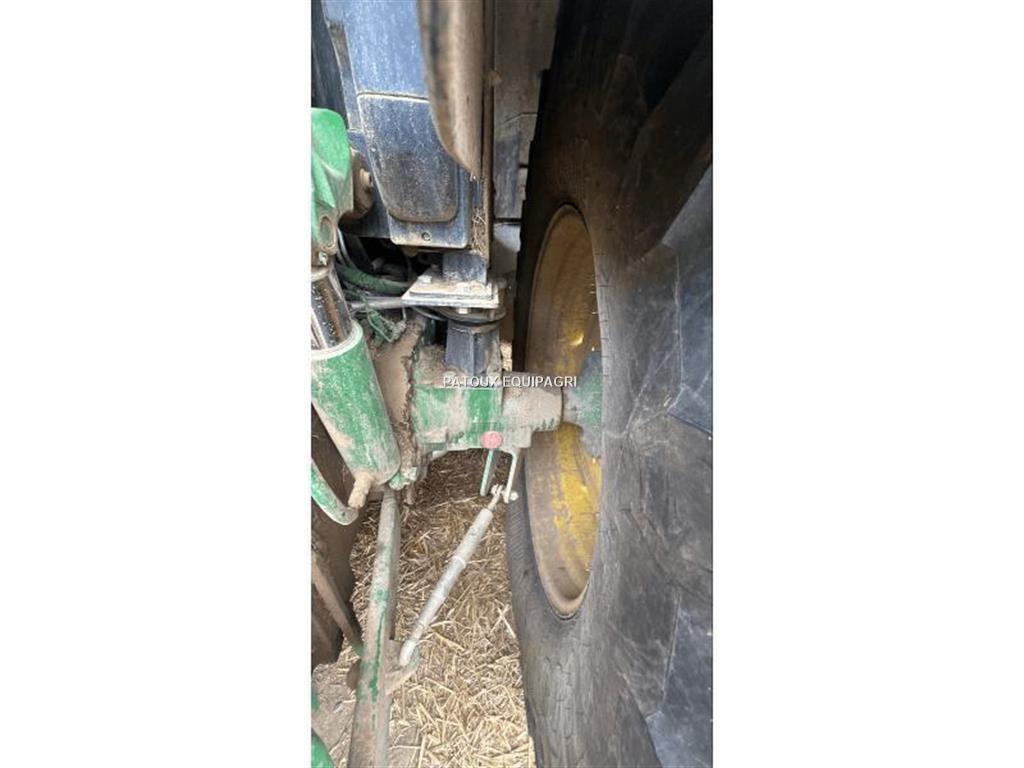 John Deere 6130R Traktorit