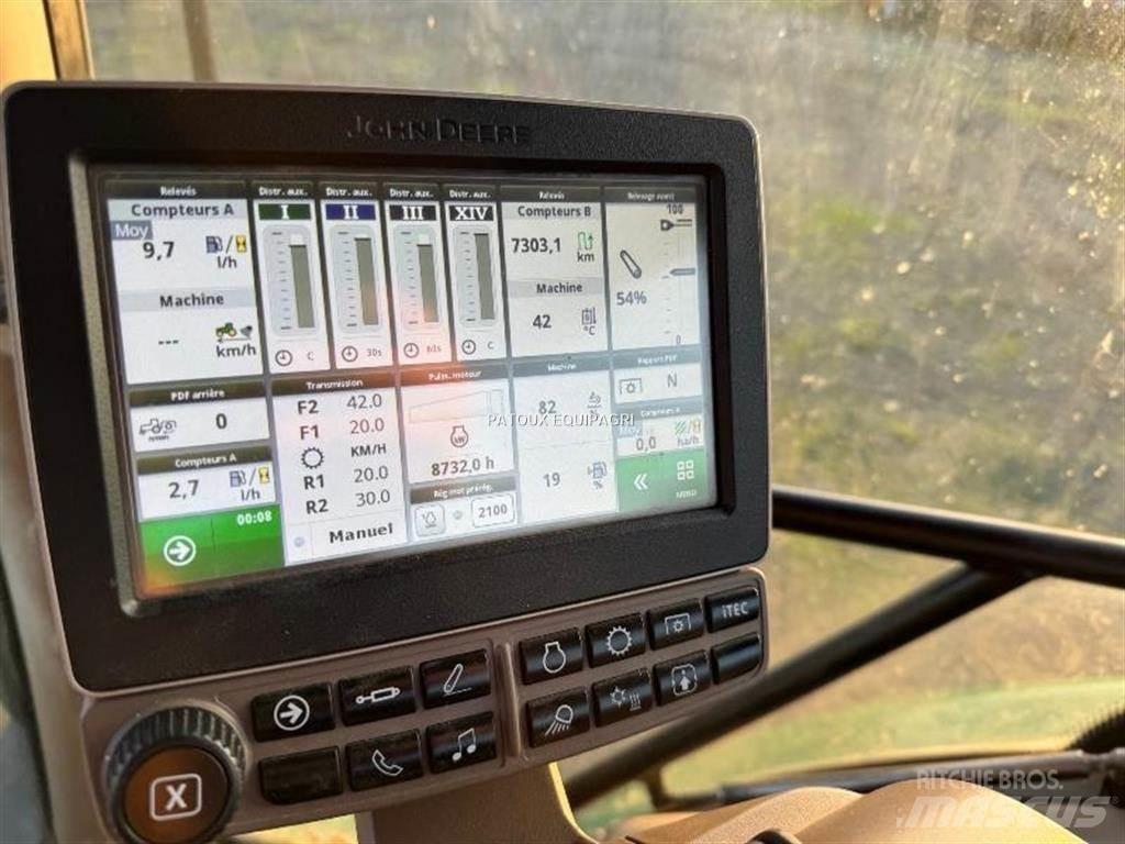 John Deere 6155R Traktorit