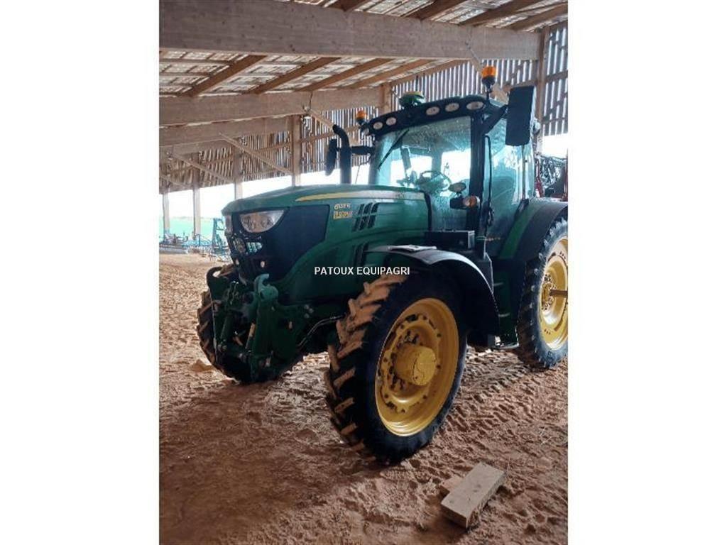 John Deere 6155R Traktorit