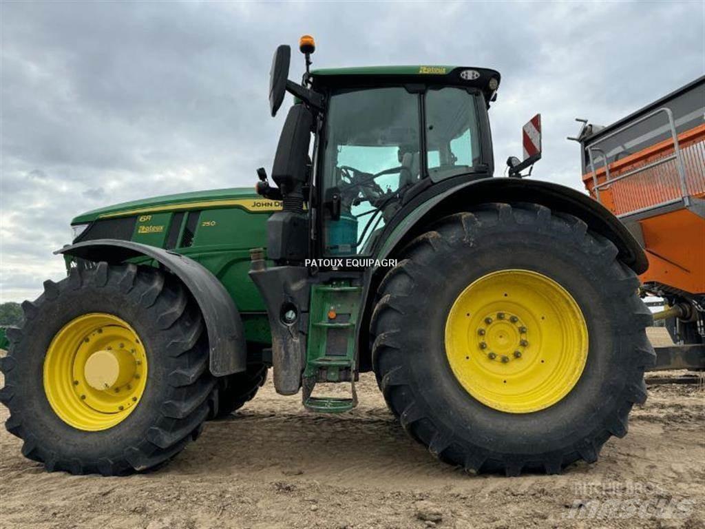 John Deere 6R250 Traktorit