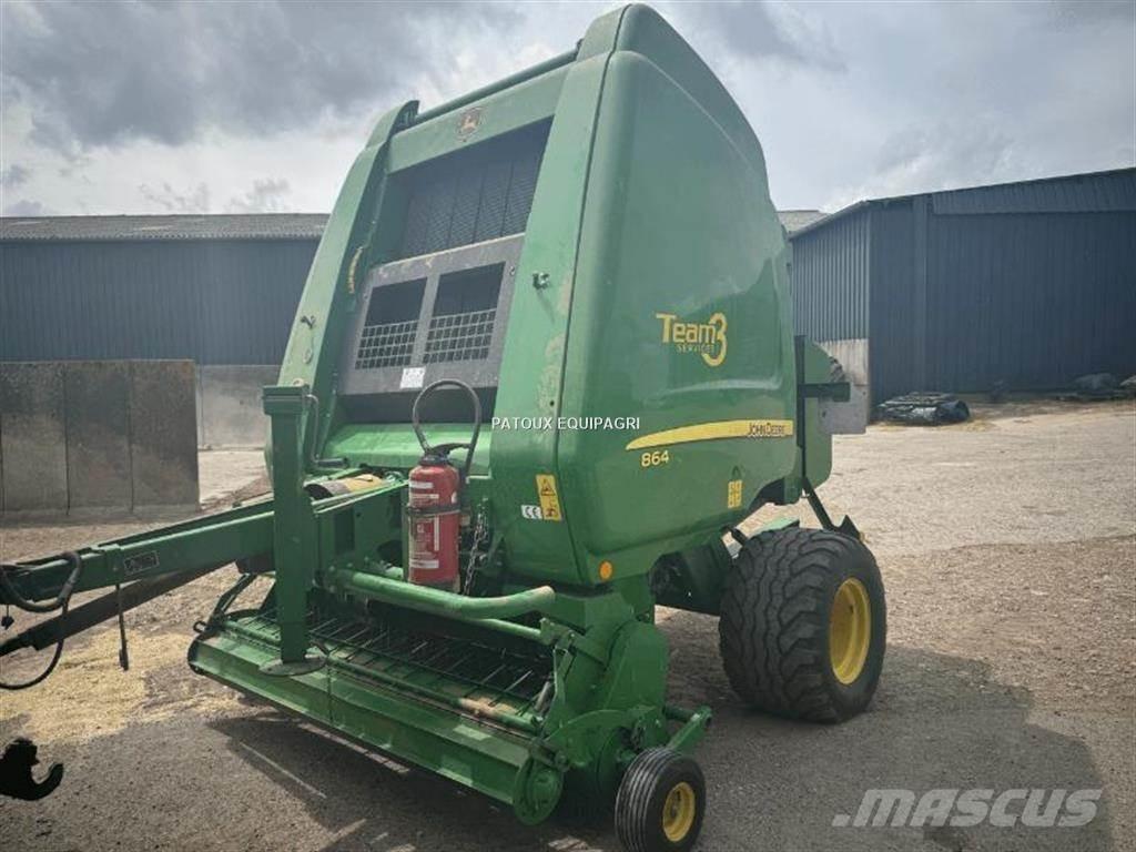 John Deere 864 Pyöröpaalaimet