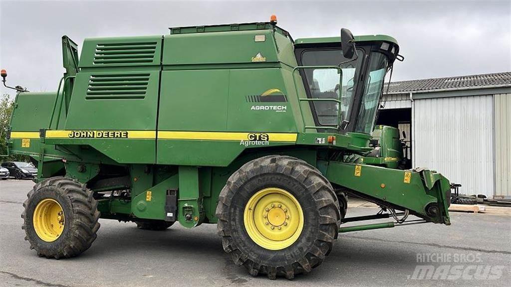 John Deere CTS Leikkuupuimurit