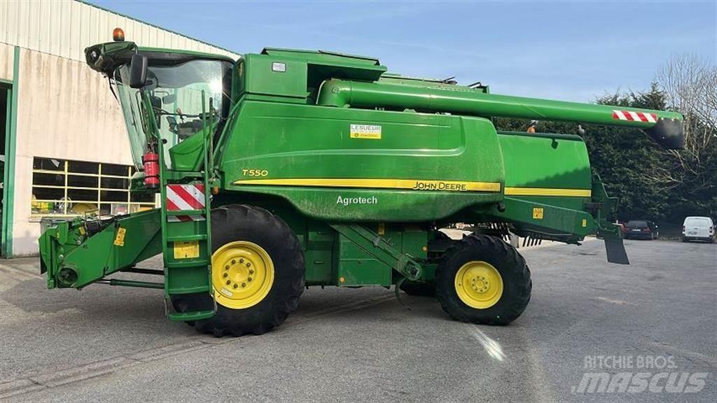 John Deere T 550 Leikkuupuimurit