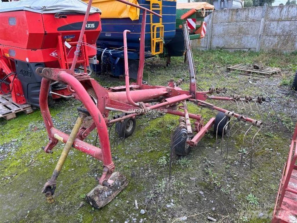 Kuhn GA300 Pöyhimet ja haravat