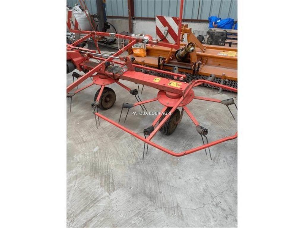 Kuhn GF5202 Pöyhimet ja haravat