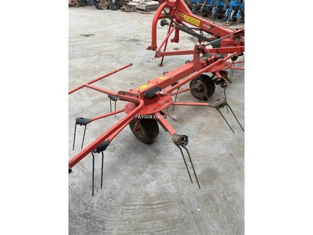 Kuhn GF5202 Pöyhimet ja haravat