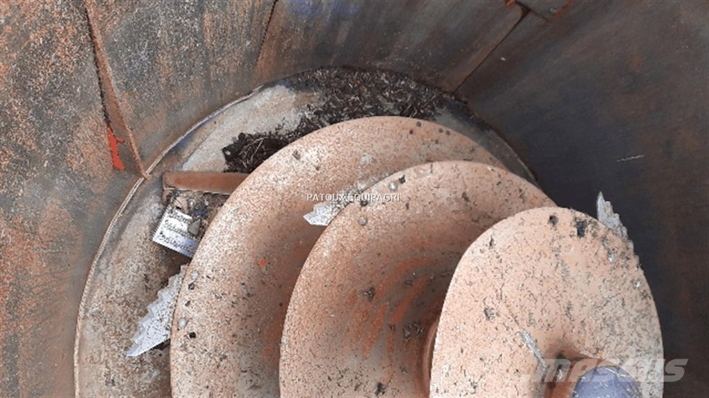 Kuhn SPV14 Rehuvaunut