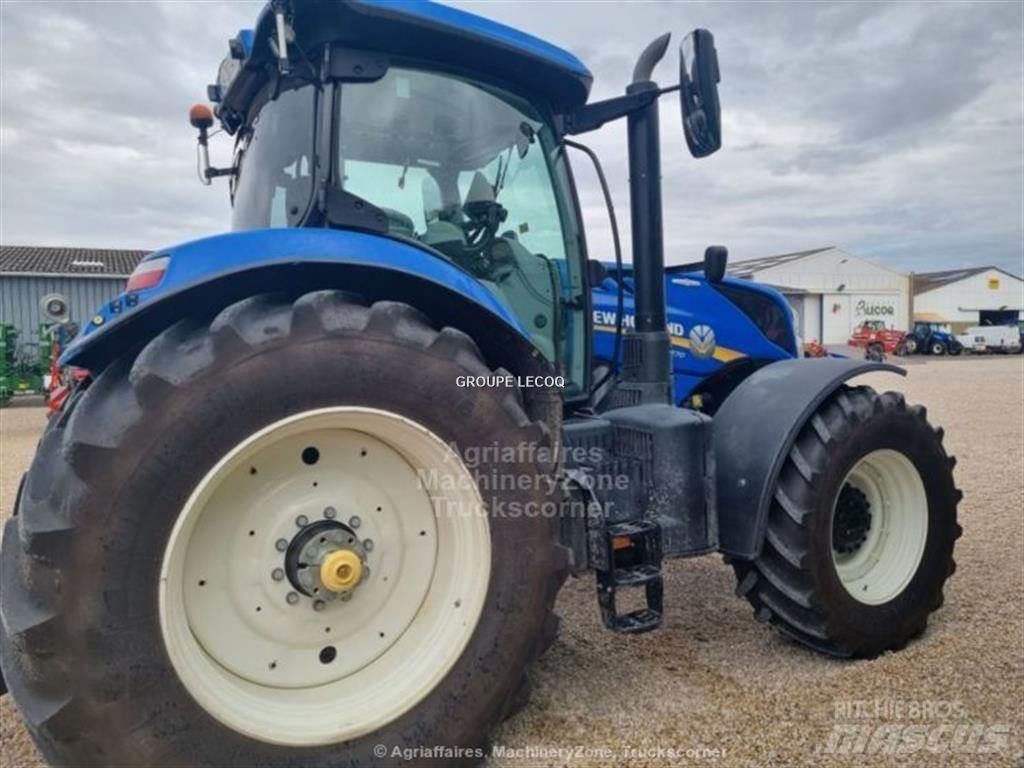 New Holland T7.270 Traktorit