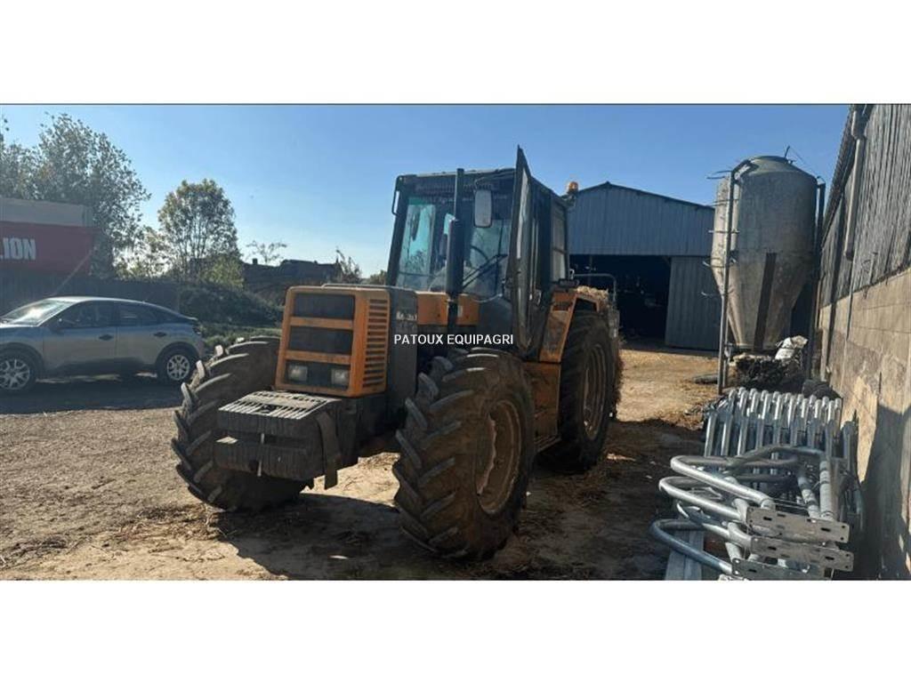 Renault 133-14 T Traktorit