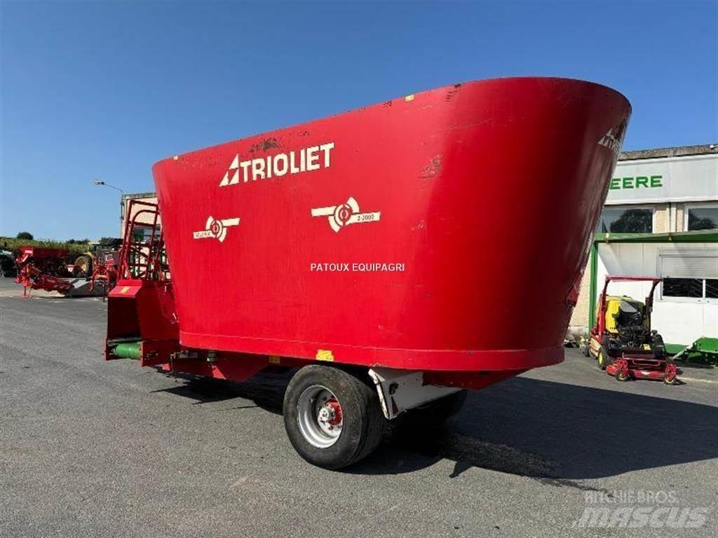 Trioliet 2-2000 Rehuvaunut