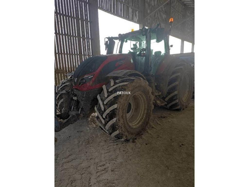 Valtra T214 DIRECT Traktorit