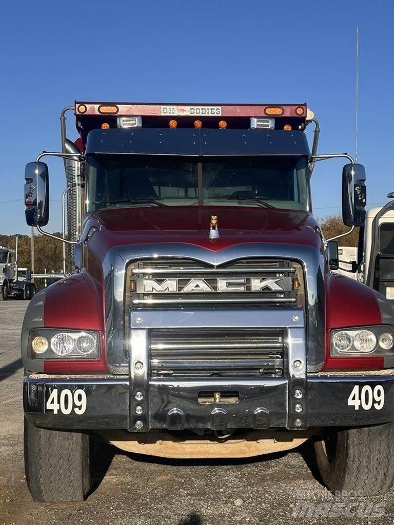 Mack GR104FR Sora- ja kippiautot