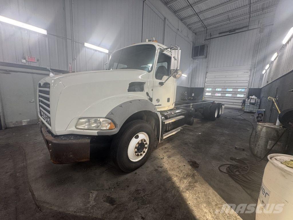 Mack GU813 Kuorma-autoalustat