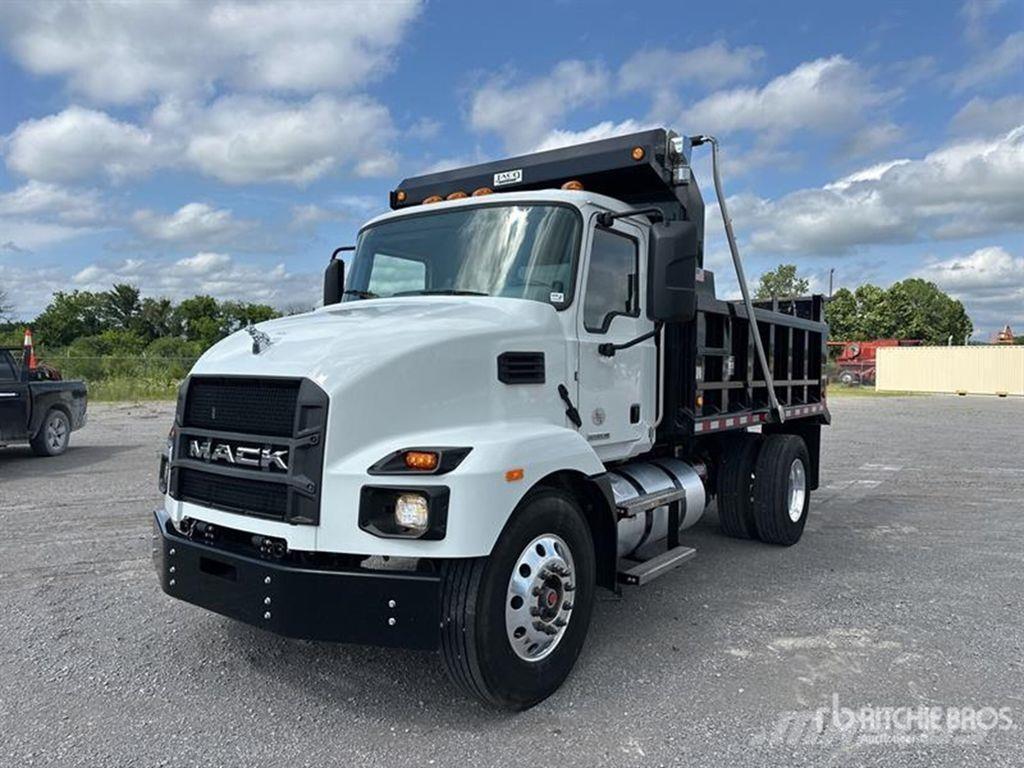 Mack MD6 Sora- ja kippiautot