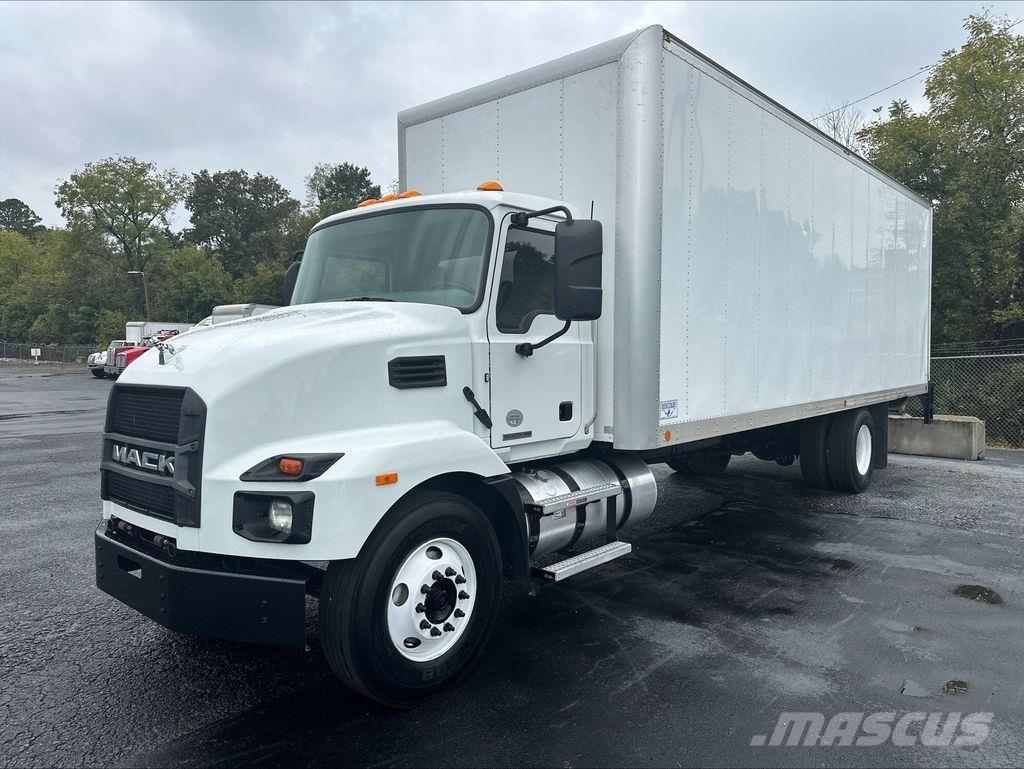 Mack MD6 Umpikorikuorma-autot