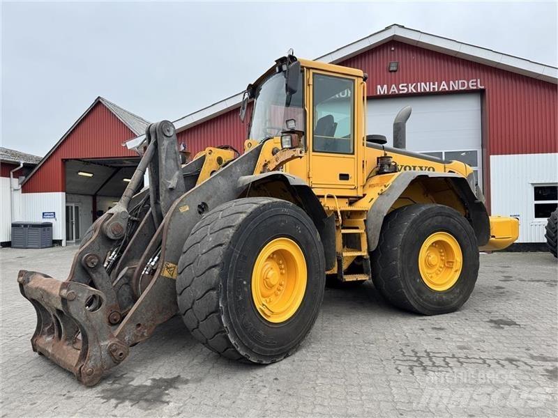 Volvo L 110 E Pyöräkuormaajat