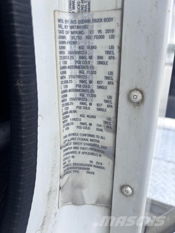 Freightliner 122SD Sora- ja kippiautot