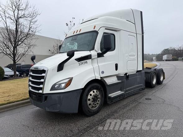 Freightliner CASCADIA 116 Vetopöytäautot