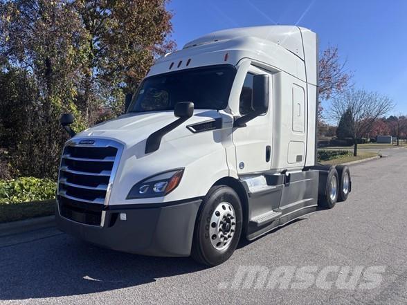 Freightliner CASCADIA 116 Vetopöytäautot