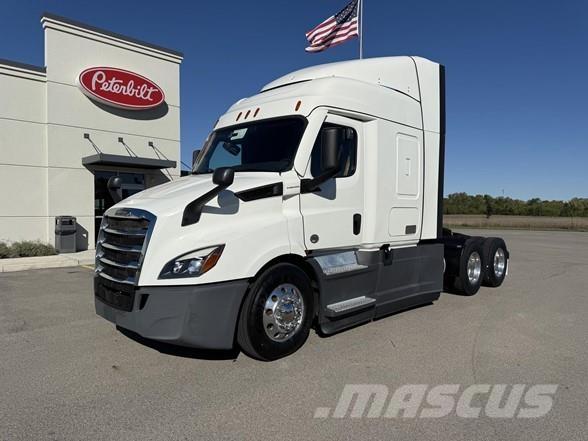 Freightliner CASCADIA 116 Vetopöytäautot