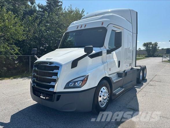 Freightliner CASCADIA 116 Vetopöytäautot